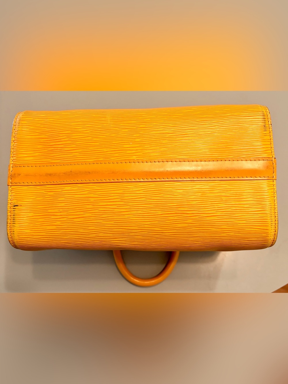 Louis Vuitton Yellow Epi Leather Speedy 25 (with Entrupy COA) - Picture 10 of 16